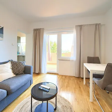 Iris Apartament Krk Town
